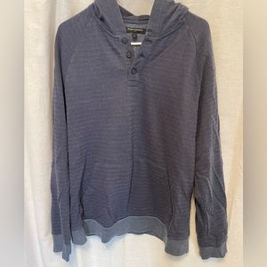 Men’s lightweight hoodie